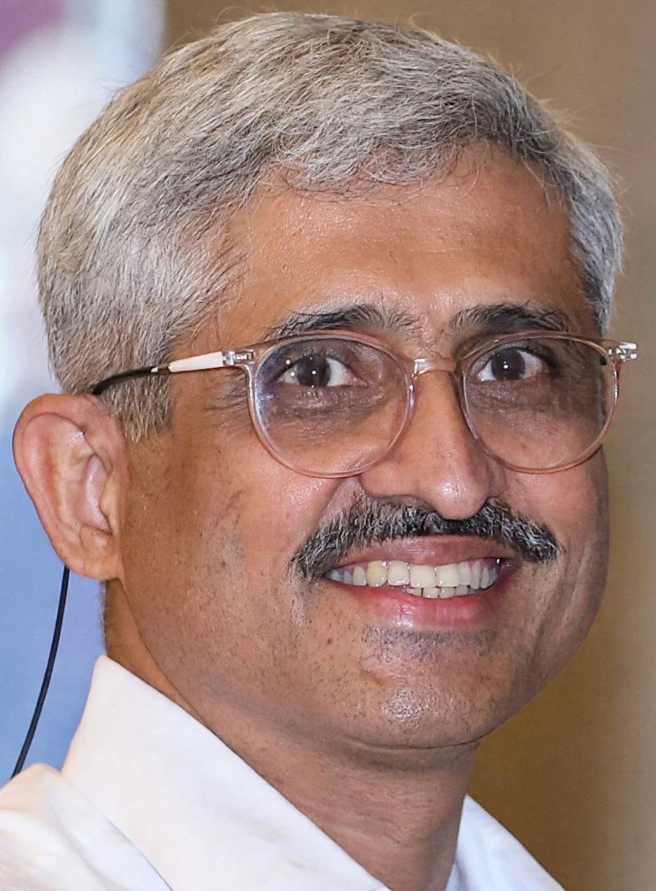 Dr. Ravi Kannan